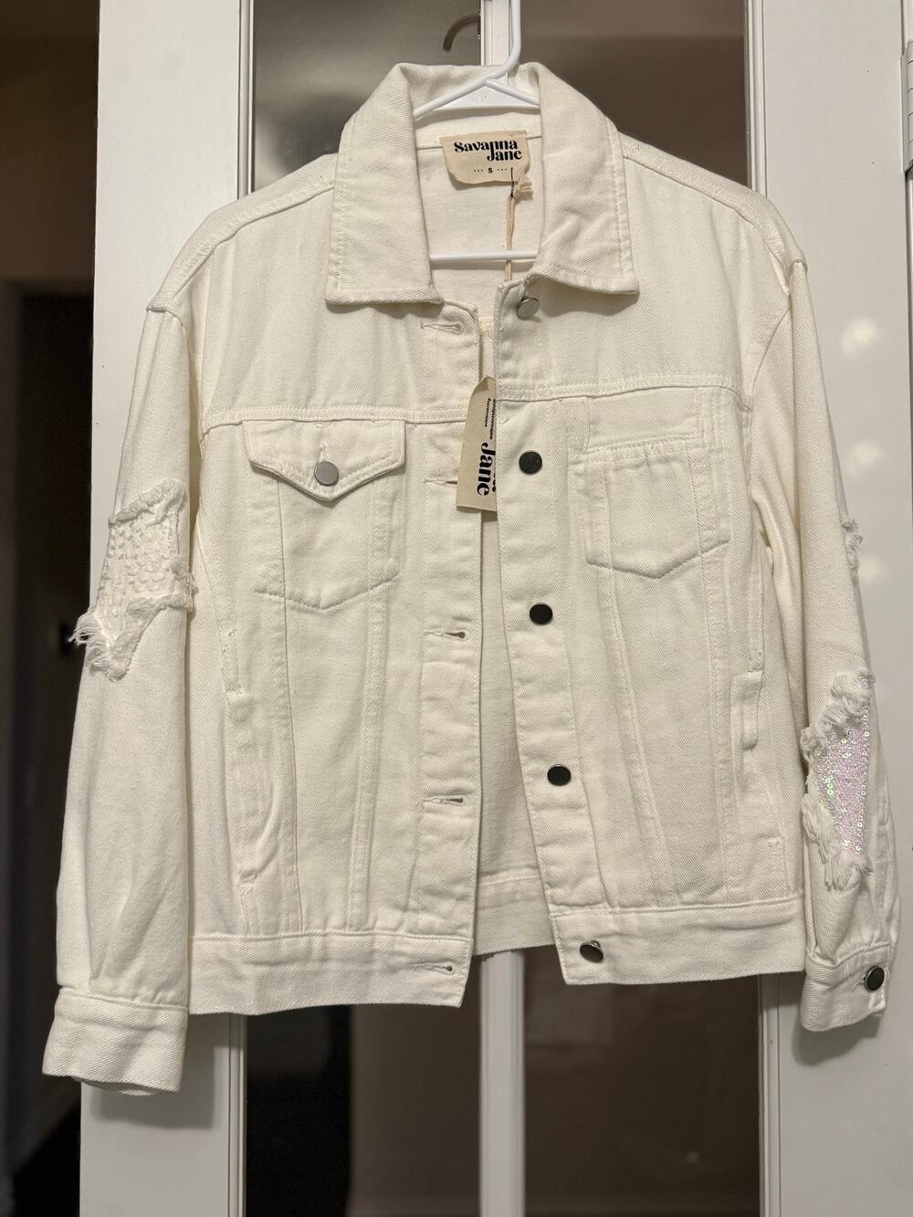 Savanna Jane star sleeve white denim jacket NWT small